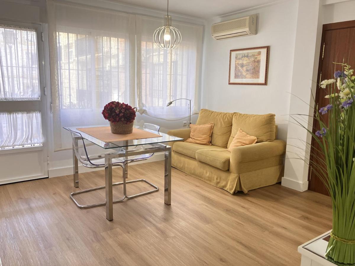 Moderno Apartamento En Casco Historico Sevilla Exterior foto